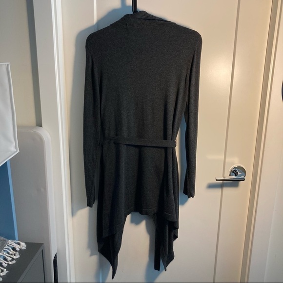 𝅺HILARY RADLEY Sz M Grey Wrap Cardigan With Belt Cozy  And Soft Cascade Front - Picture 2 of 4